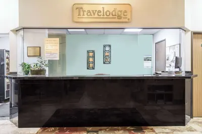 Photo 3 - Travelodge by Wyndham Longmont