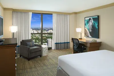 Photo 5 - DoubleTree by Hilton Hotel Miami Airport & Convention Center