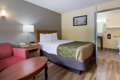 Photo 5 - Econo Lodge Battleboro - Rocky Mount I-95