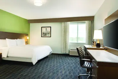 Photo 5 - Radisson Hotel Grand Rapids Riverfront