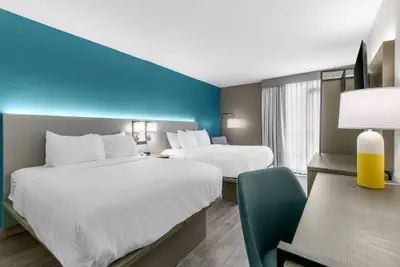 Photo 2 - Comfort Inn & Suites