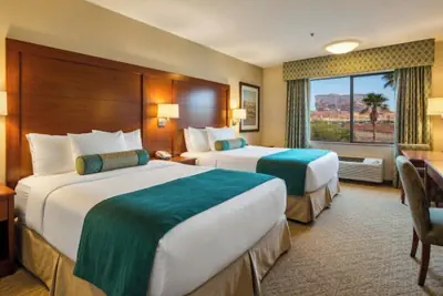 Photo 4 - Yuma Inn & Suites