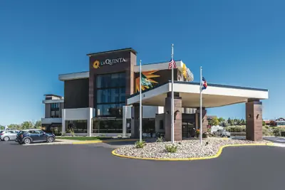Photo 2 - La Quinta Inn & Suites by Wyndham Colorado Springs North