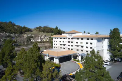 Photo 2 - Embassy Suites by Hilton San Rafael at Marin Center