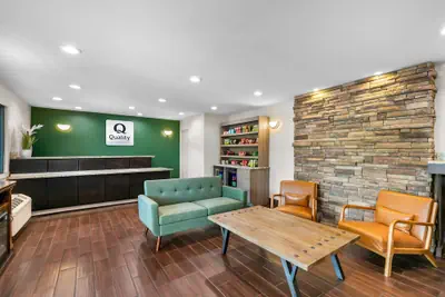 Photo 4 - Quality Inn