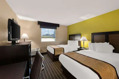 Photo 2 - Best Western Adena Inn