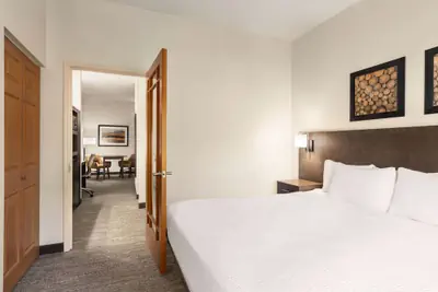 Photo 5 - Days Inn & Suites by Wyndham Bozeman