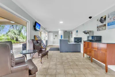 Photo 4 - Motel 6 Summerville, SC – Charleston