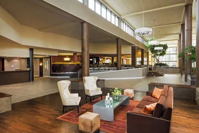 Photo 3 - Sheraton Charlotte Airport Hotel