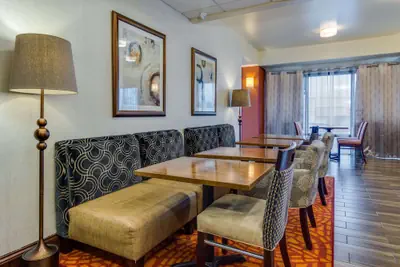 Photo 5 - Hampton Inn Johnson City