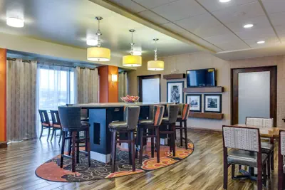 Photo 4 - Hampton Inn Johnson City