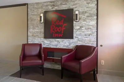 Photo 5 - Red Roof Inn Dayton - Huber Heights
