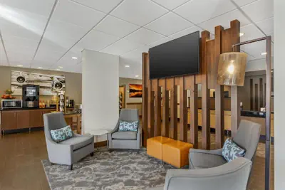 Photo 3 - Best Western Plus Bellingham