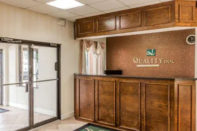 Photo 3 - Quality Inn Pell City I-20 exit 158