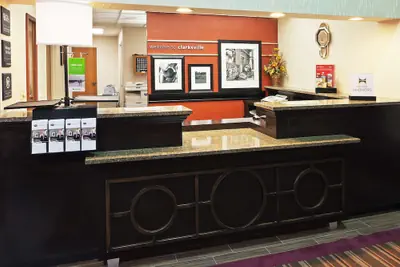Photo 4 - Hampton Inn by Hilton Clarksville