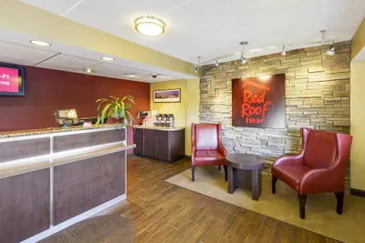 Photo 4 - Red Roof Inn Richmond South