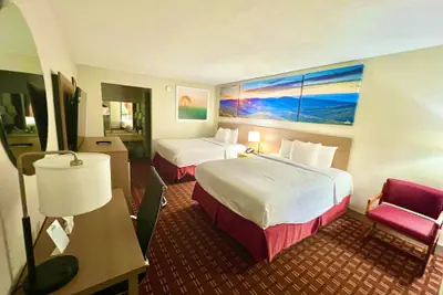 Photo 5 - Days Inn by Wyndham Athens