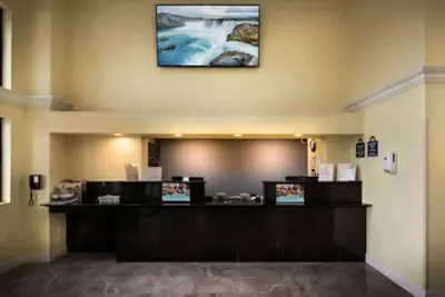 Photo 3 - Days Inn by Wyndham Wayne