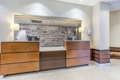 Photo 2 - Burrstone Inn, an Ascend Collection Hotel