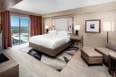 Photo 2 - Sheraton Raleigh Hotel