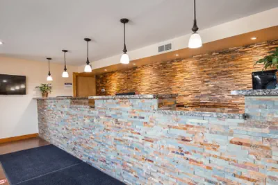 Photo 3 - Sturgis Lodge & Suites, Travelodge by Wyndham