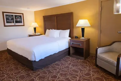 Photo 5 - Sturgis Lodge & Suites, Travelodge by Wyndham