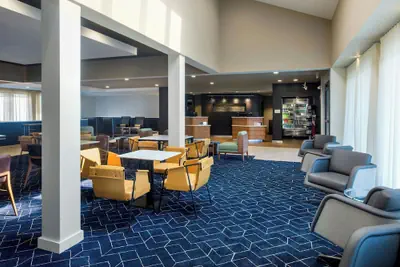 Photo 3 - Courtyard Phoenix North by Marriott