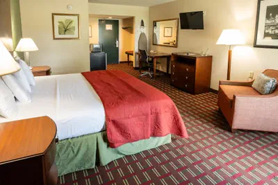 Photo 3 - Select Inn Murfreesboro