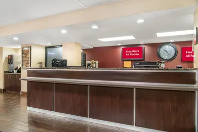 Photo 5 - Red Roof Inn Detroit Metro Airport - Taylor