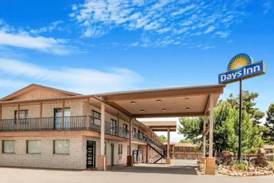 Photo 2 - Days Inn by Wyndham Cortez