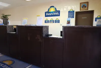 Photo 4 - Days Inn by Wyndham Cortez