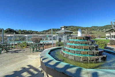 Photo 2 - Days Inn by Wyndham Novato/San Francisco