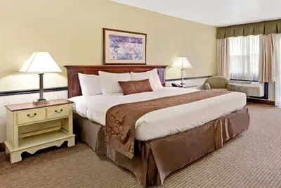 Photo 4 - Provo River Inn