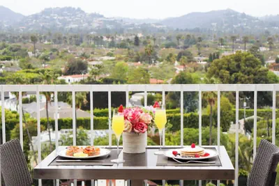 Photo 2 - The Beverly Hilton