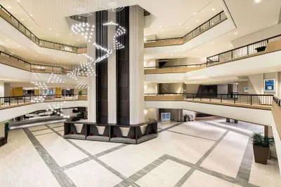 Photo 4 - Hilton Atlanta