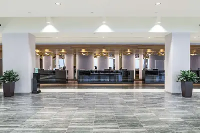 Photo 5 - Hilton Atlanta
