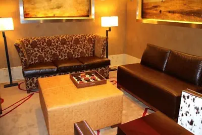 Photo 5 - Northern Hotel