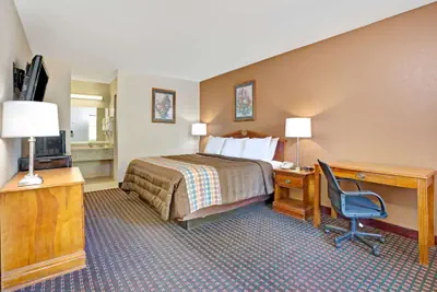 Photo 5 - Days Inn by Wyndham Hernando