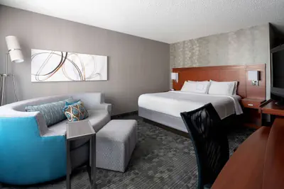 Photo 2 - Sonesta Select Camarillo