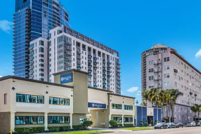 Photo 2 - Inn at 50 at Long Beach Convention Center