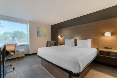 Photo 2 - Best Western Corpus Christi Airport Hotel