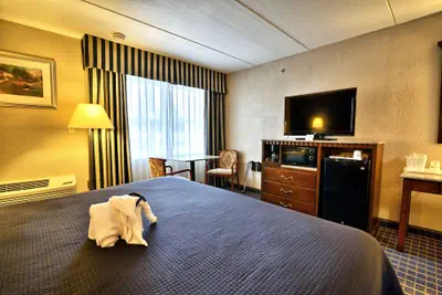 Photo 5 - Howard Johnson by Wyndham Bangor