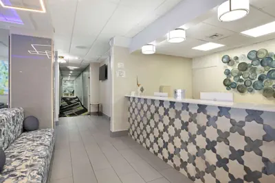 Photo 3 - Best Western Mystic Hotel