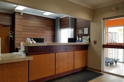 Photo 2 - Wingate by Wyndham Great Falls