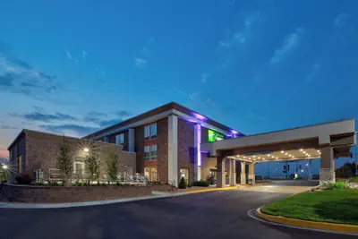 Photo 2 - Holiday Inn Express & Suites Eden Prairie – Minneapolis by IHG