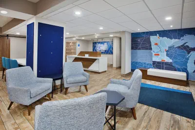 Photo 5 - Holiday Inn Express & Suites Eden Prairie – Minneapolis by IHG