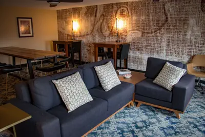 Photo 5 - DoubleTree by Hilton Hotel Wichita Airport
