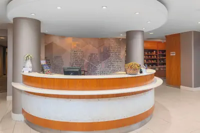 Photo 4 - SpringHill Suites Cincinnati North/Forest Park