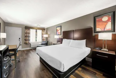 Photo 5 - Best Western Braselton Inn