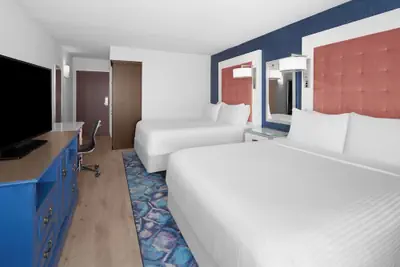 Photo 3 - Hotel Indigo Mount Pleasant by IHG